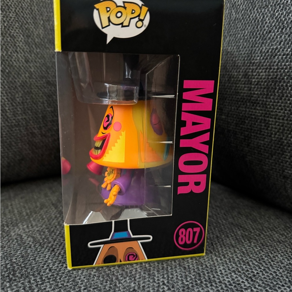Funko Pop Mayor - Picture 2 of 3